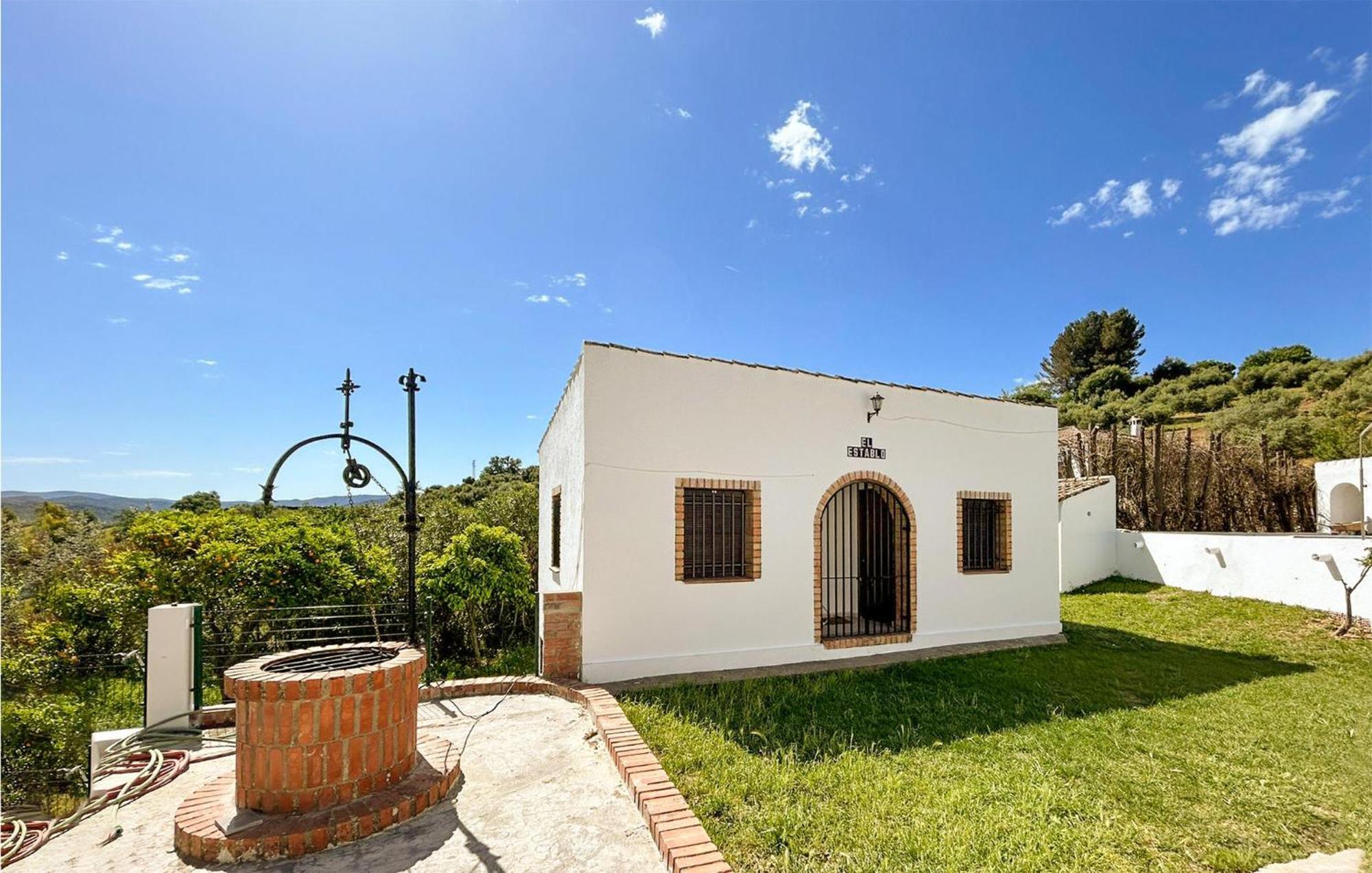 Beautiful Home In Algar With Indoor Swimming Pool エクステリア 写真